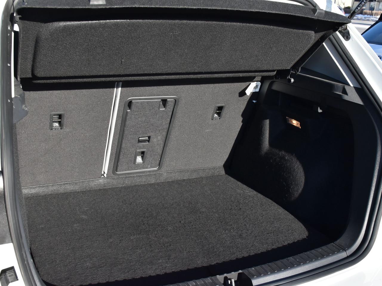 2022 Volkswagen Taos  Photo