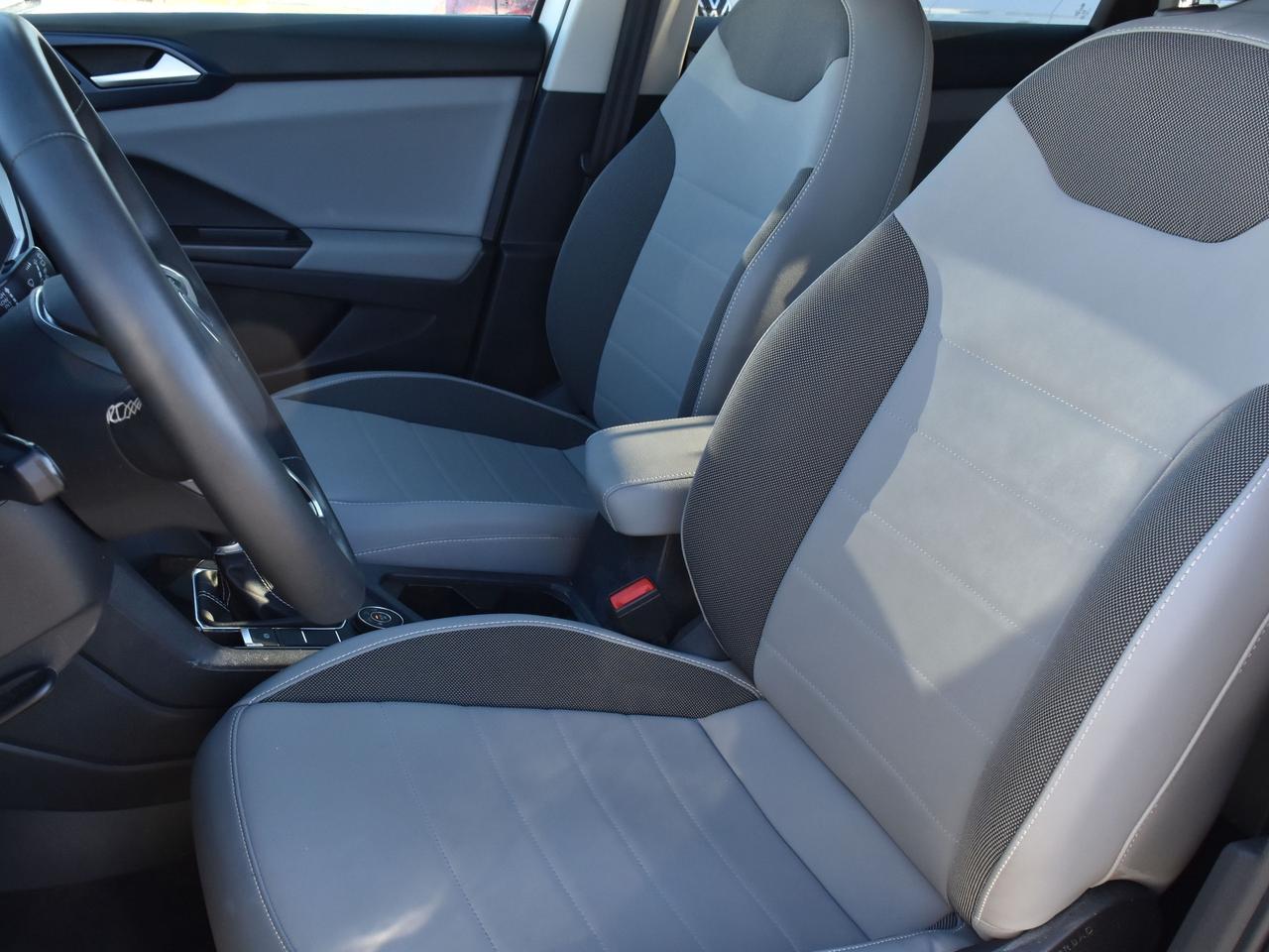 2022 Volkswagen Taos  Photo