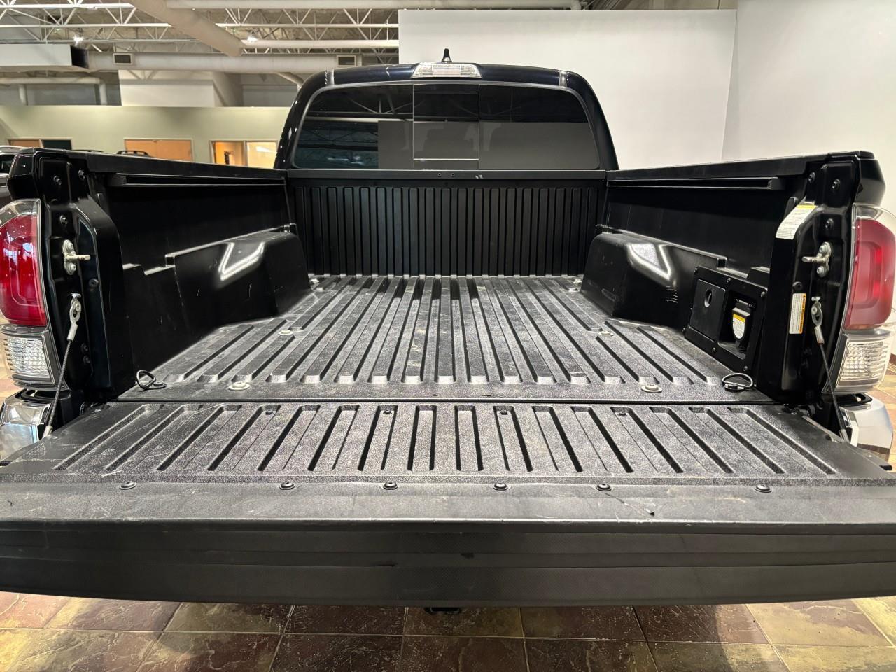 2020 Toyota Tacoma  Photo