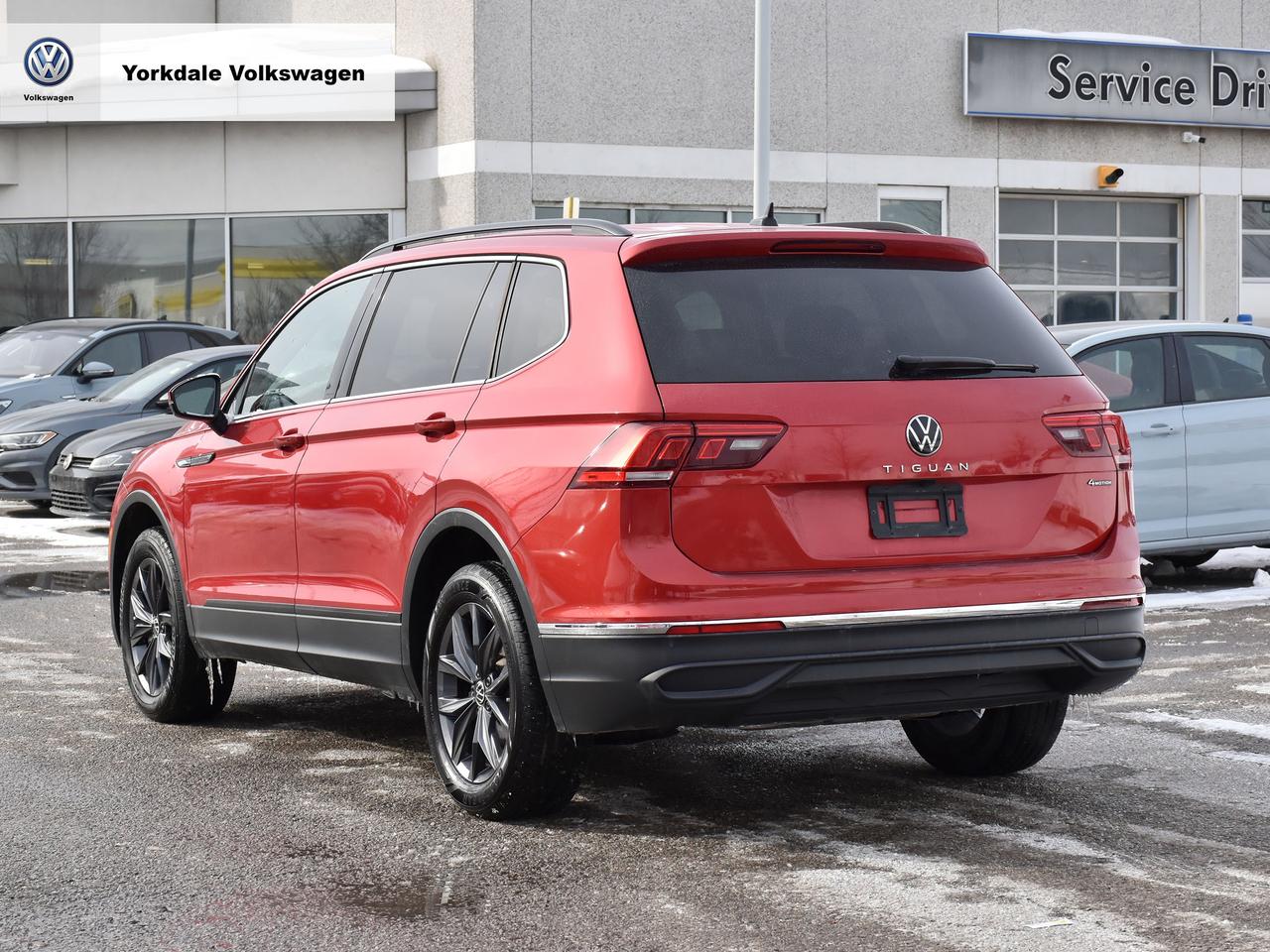 2023 Volkswagen Tiguan 4Motion "LOW KM" Photo3