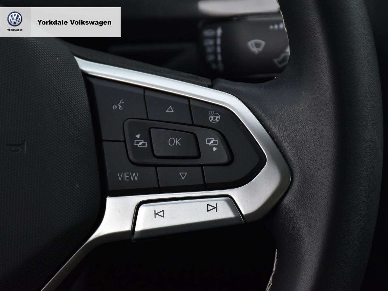 2023 Volkswagen Tiguan 4Motion "LOW KM" Photo