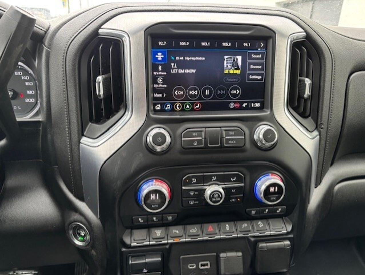 2021 GMC SIERRA 2500HD 4WD SLT **6.6L DURAMAX DIESEL-X 31 OFF ROAD PKG** Photo