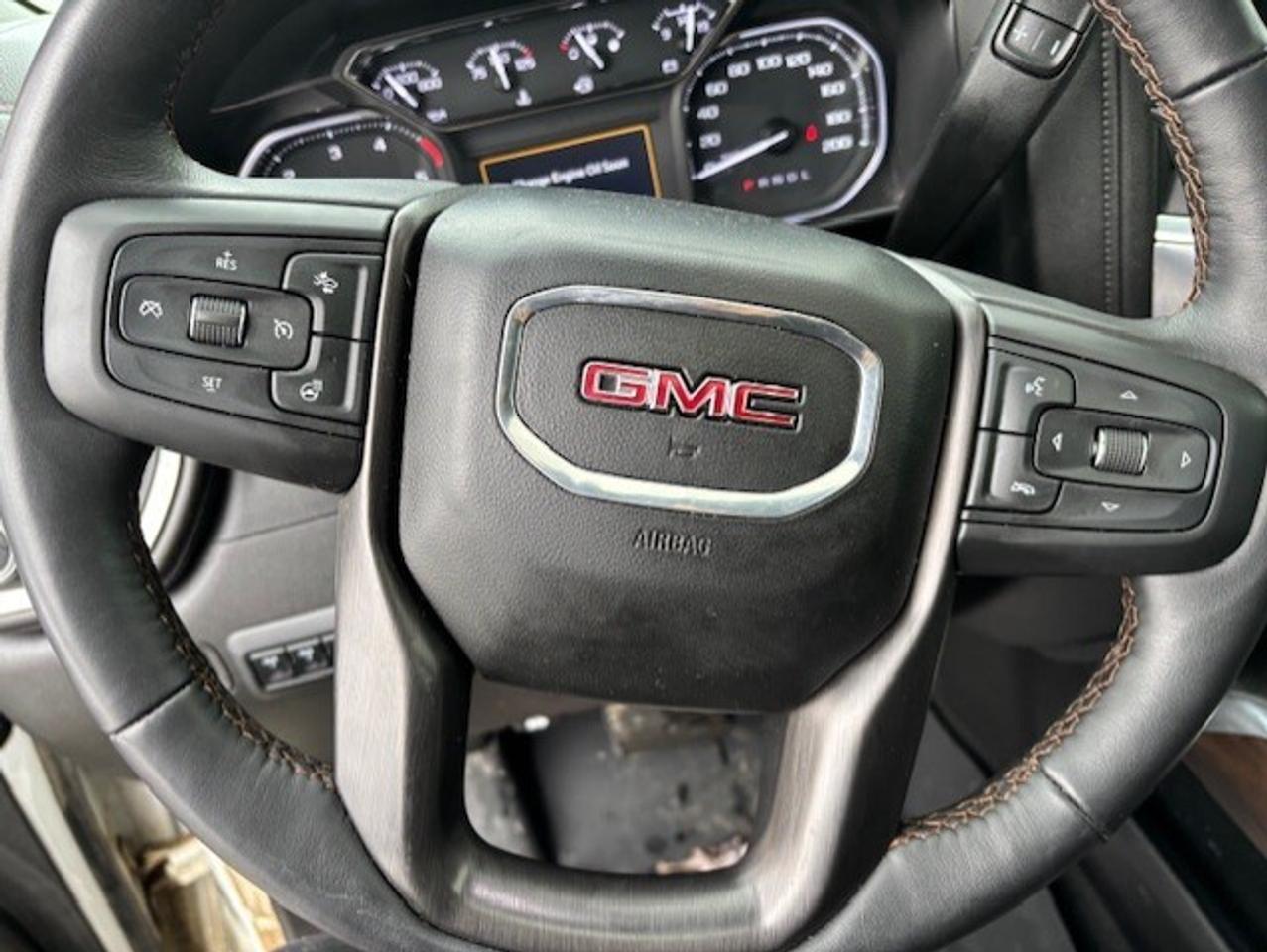 2021 GMC SIERRA 2500HD 4WD SLT **6.6L DURAMAX DIESEL-X 31 OFF ROAD PKG** Photo