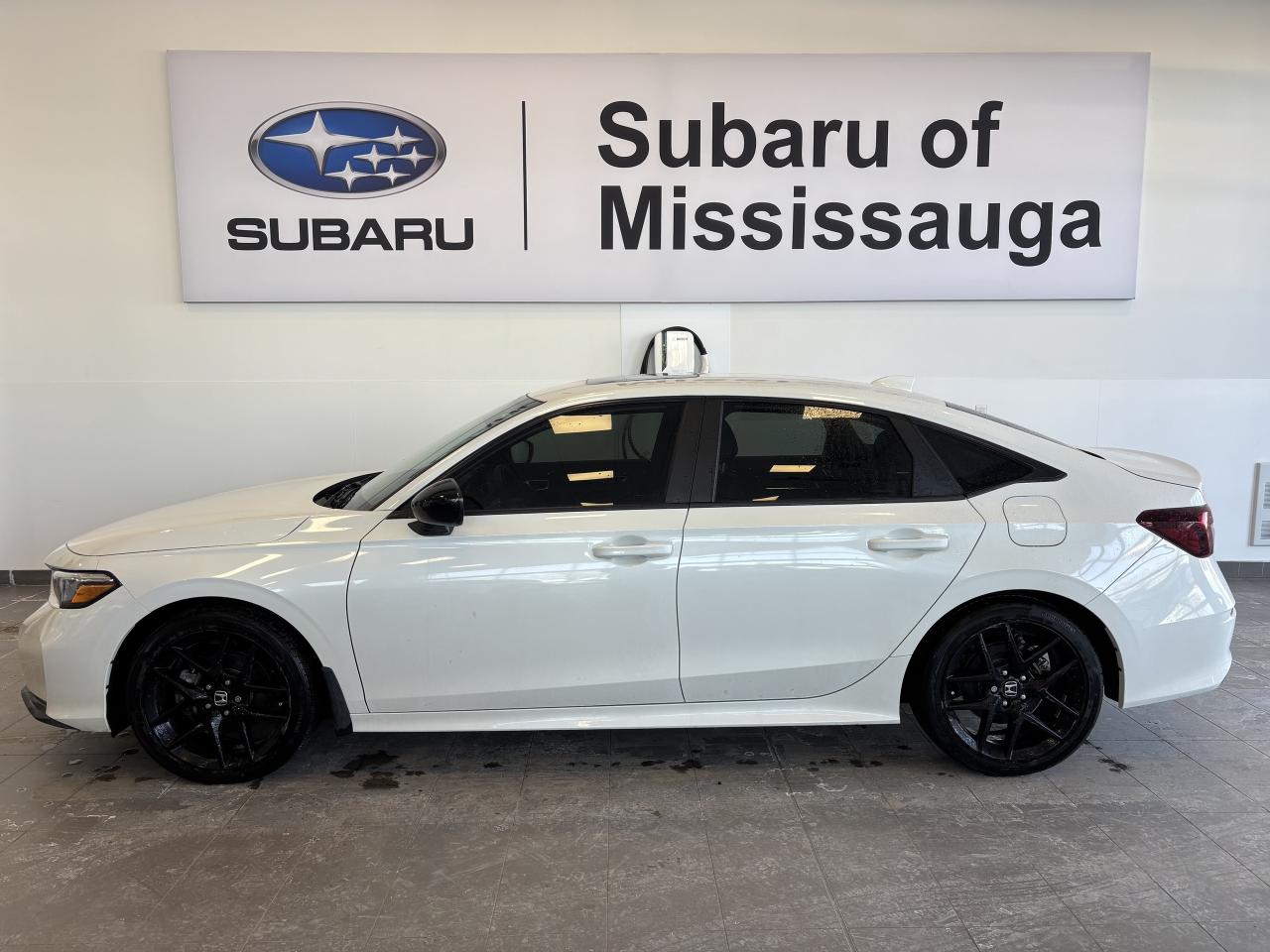 2026 Honda Civic Sedan Hybrid SPORT   ONE OWNER   ALMOST NEW   SUNROOF   LEATHER Photo3