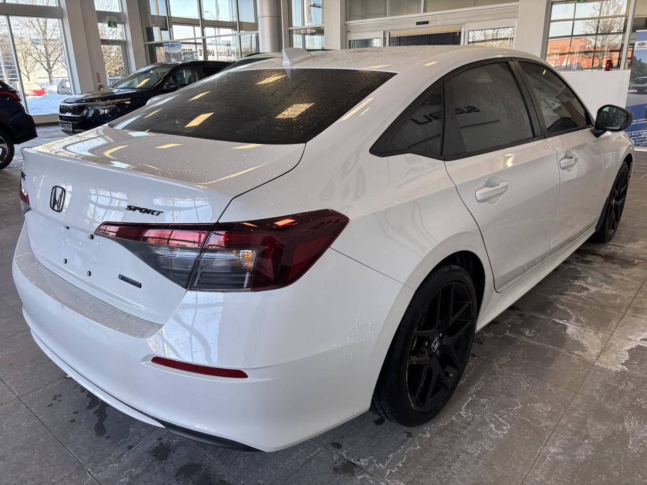 2026 Honda Civic Sedan Hybrid SPORT   ONE OWNER   ALMOST NEW   SUNROOF   LEATHER Photo