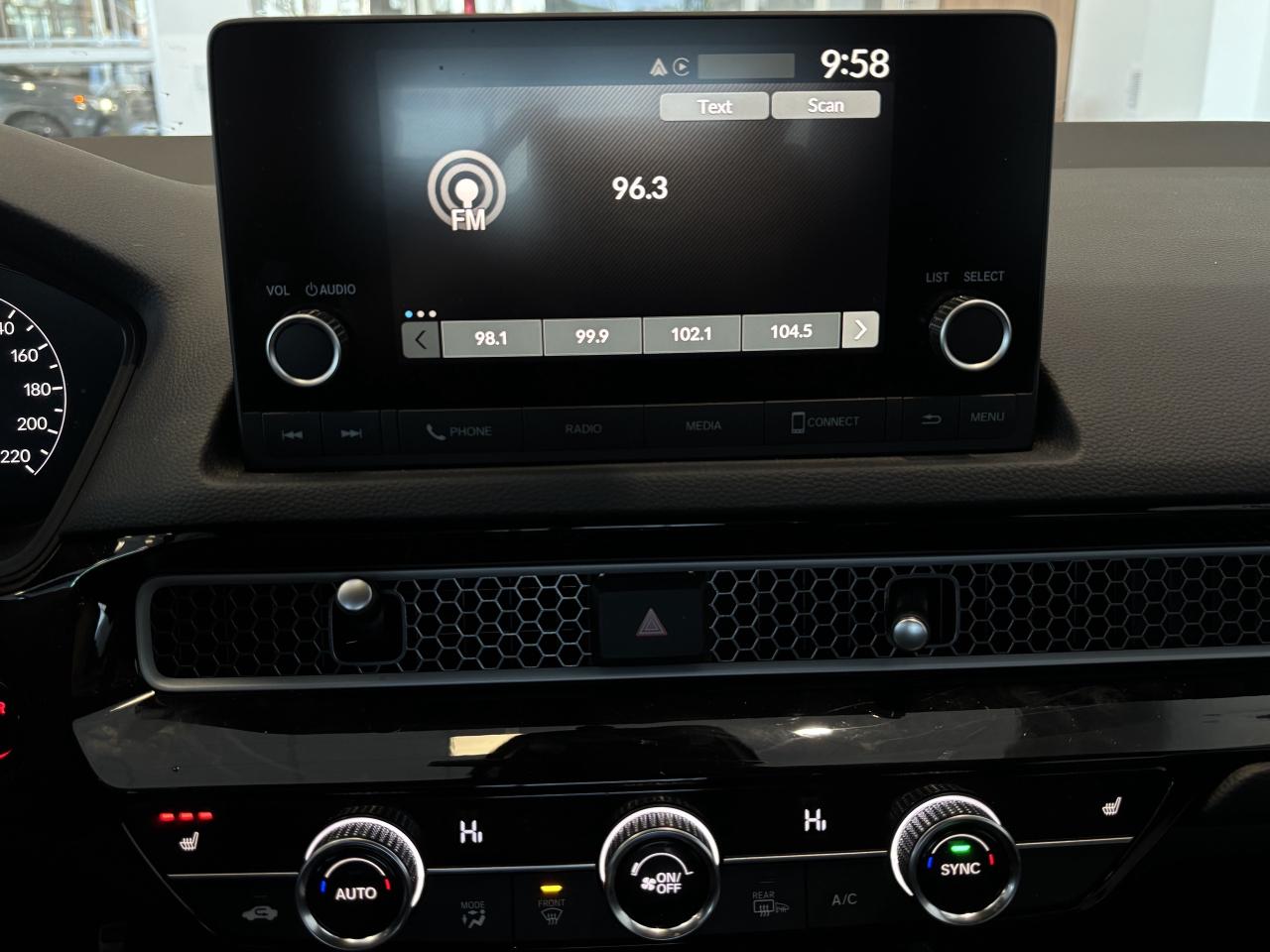 2026 Honda Civic Sedan Hybrid SPORT   ONE OWNER   ALMOST NEW   SUNROOF   LEATHER Photo