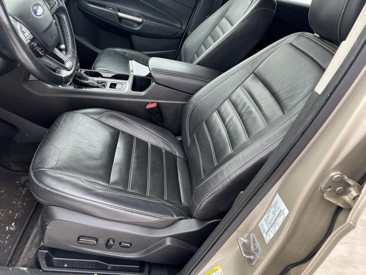 2018 Ford Escape SEL 4dr Front-wheel Drive Automatic Photo