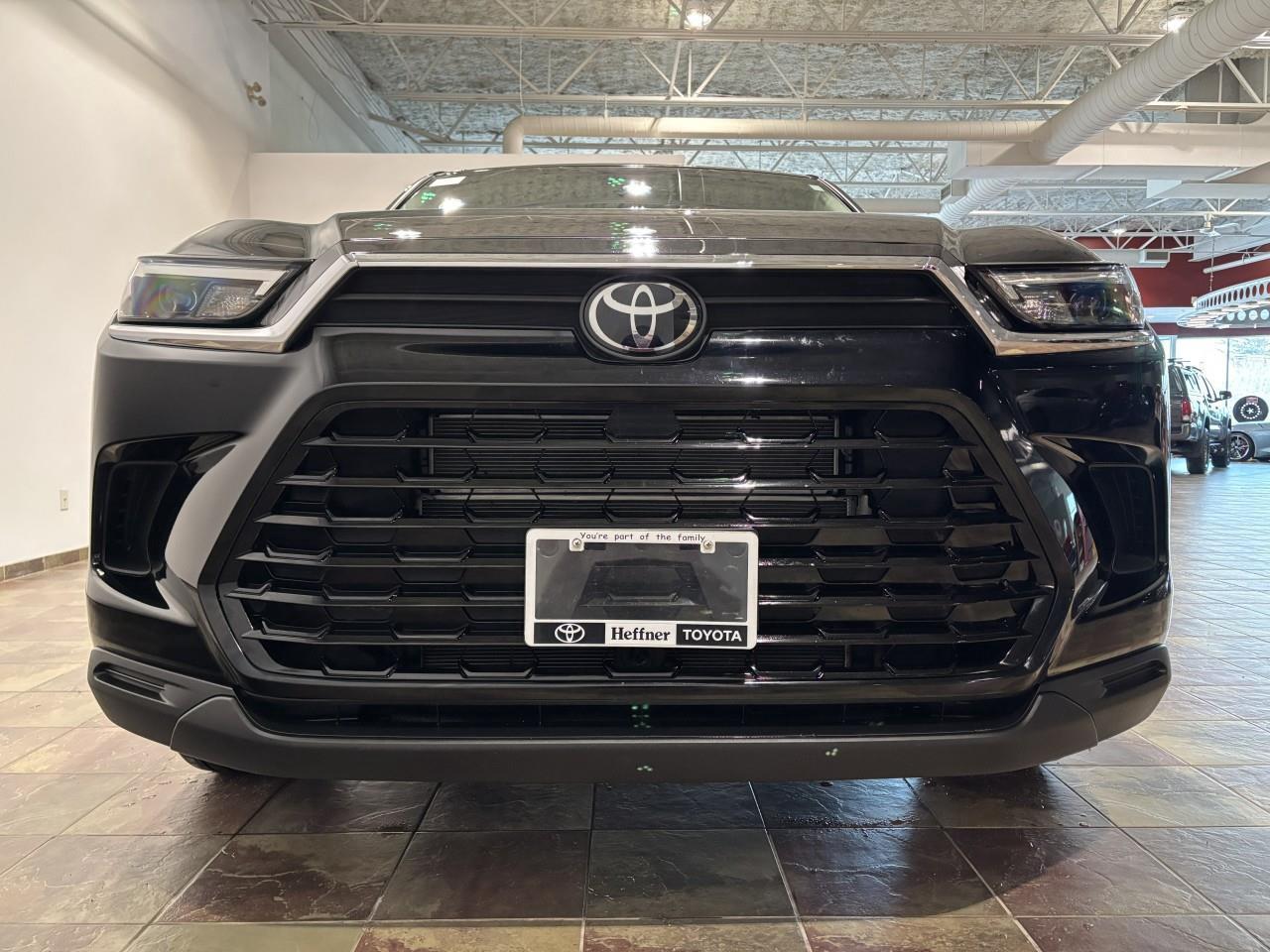 2025 Toyota Grand Highlander XLE Photo