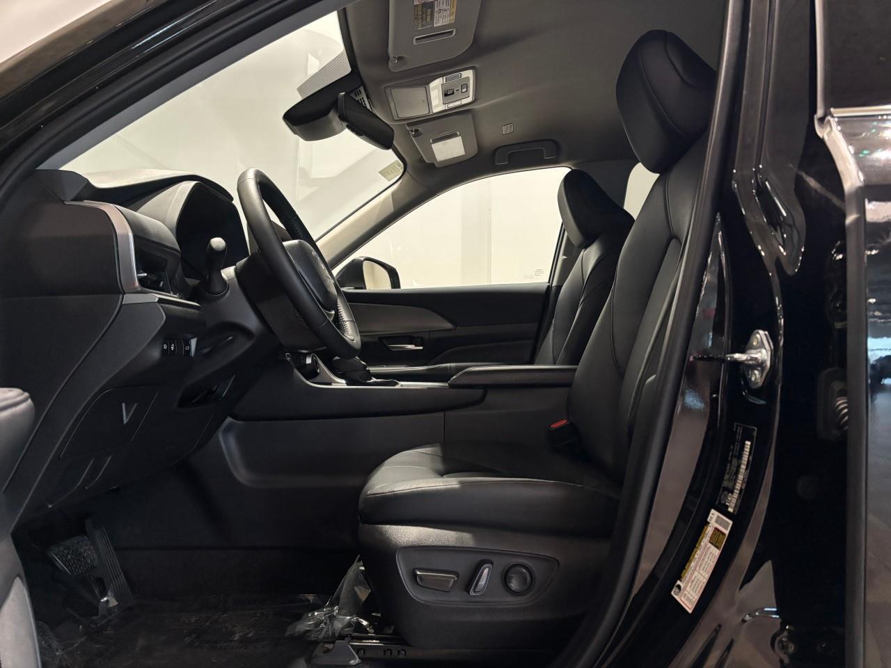 2025 Toyota Grand Highlander XLE Photo