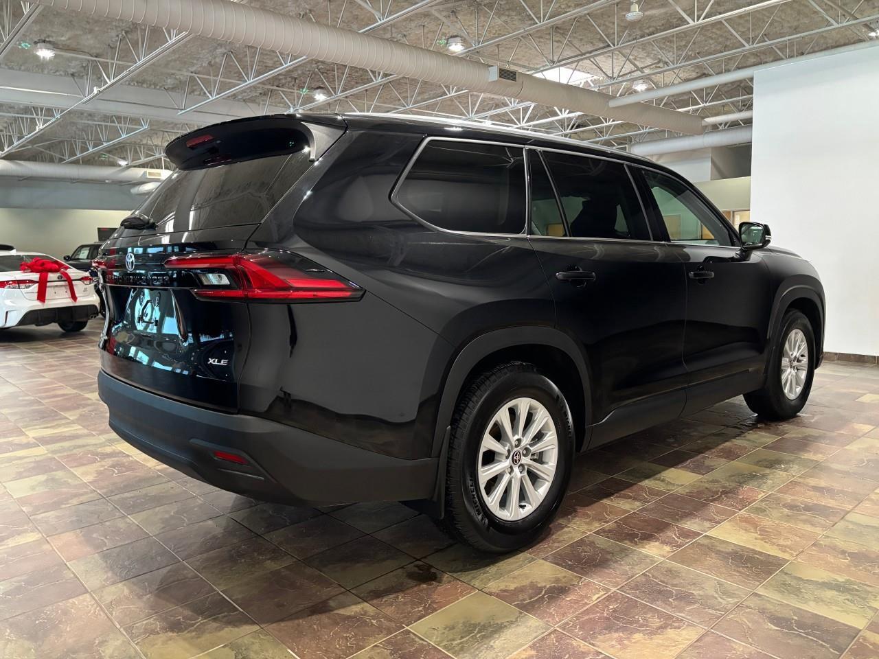 2025 Toyota Grand Highlander XLE Photo