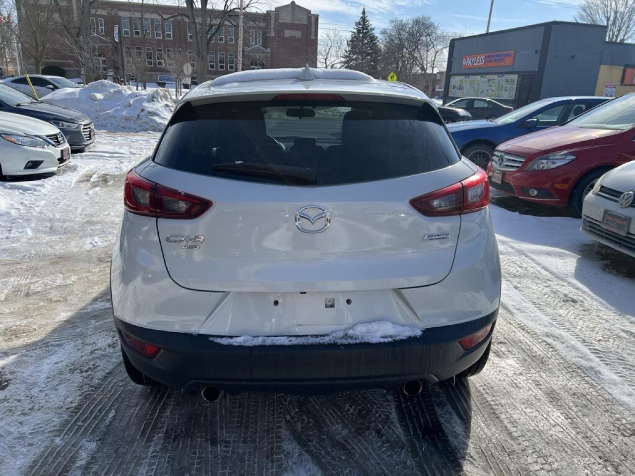 2016 Mazda CX-3 All-wheel Drive 4dr GT Photo4