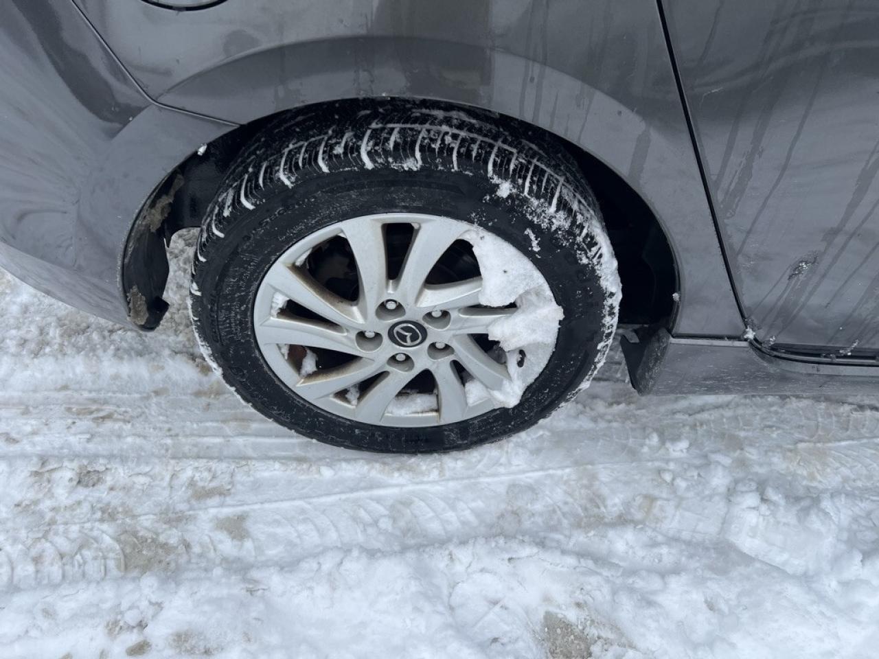 2013 Mazda MAZDA3 4dr Sedan Automatic  GS-SKY Photo