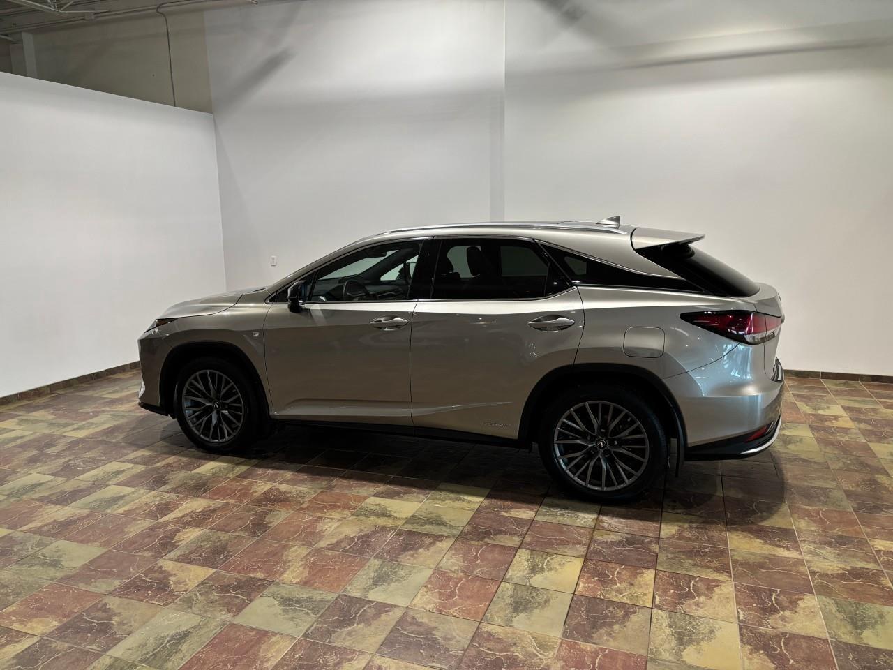 2022 Lexus RX 450h  Photo4