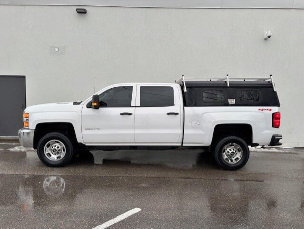 2015 Chevrolet Silverado 2500 4X4 **6.6L DURAMAX DIESEL-CREW CAB-SHORT BOX** Photo