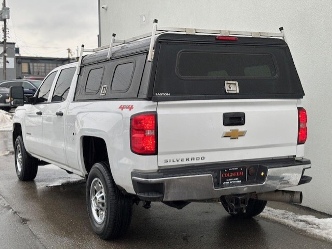 2015 Chevrolet Silverado 2500 4X4 **6.6L DURAMAX DIESEL-CREW CAB-SHORT BOX** Photo