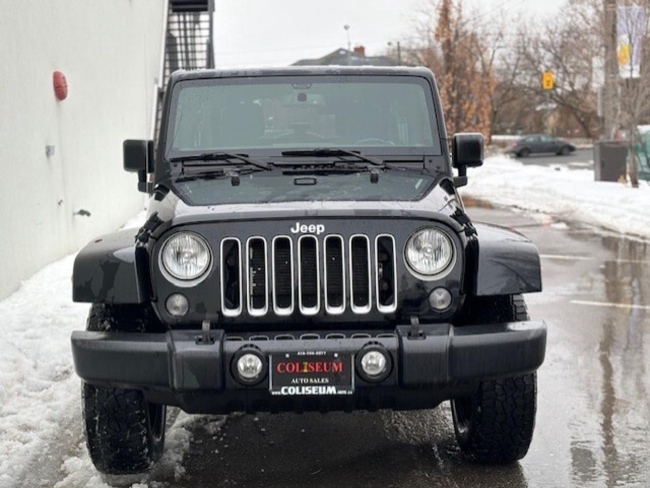 2016 Jeep WRANGLER UNLIMITED SAHARA 4WD AUTOMATIC-2 TOPS-REMOTE START Photo