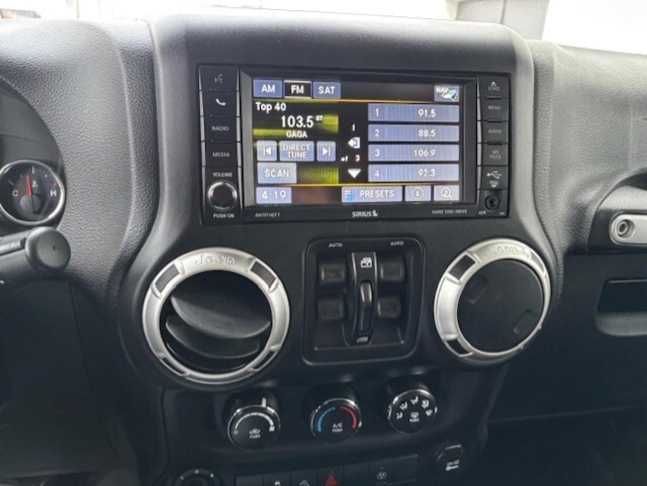 2016 Jeep WRANGLER UNLIMITED SAHARA 4WD AUTOMATIC-2 TOPS-REMOTE START Photo