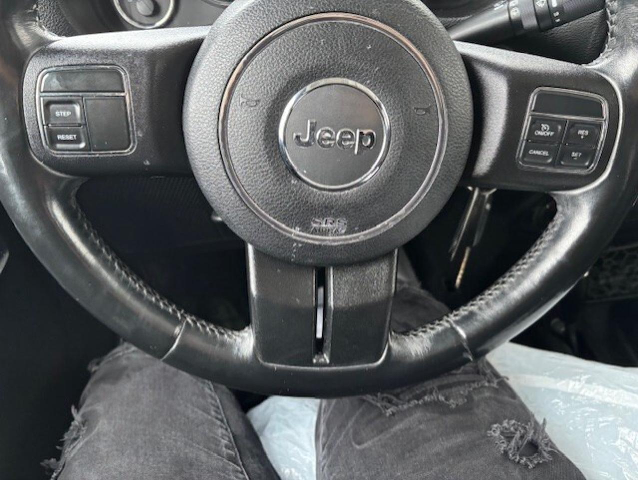 2016 Jeep WRANGLER UNLIMITED SAHARA 4WD AUTOMATIC-2 TOPS-REMOTE START Photo