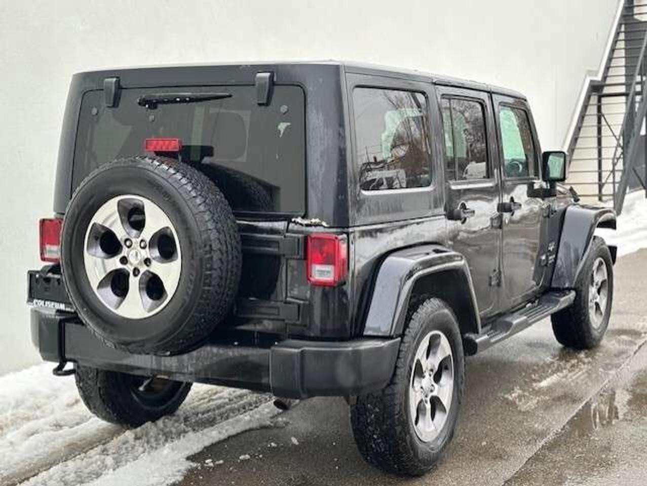 2016 Jeep Wrangler SAHARA 4WD AUTOMATIC-2 TOPS-REMOTE START Photo