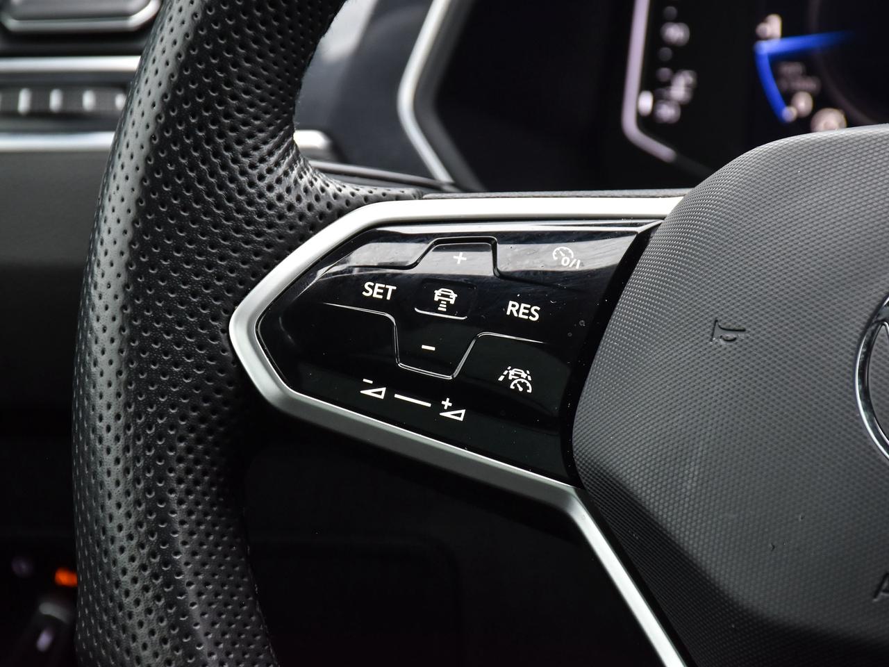 2022 Volkswagen Tiguan  Photo