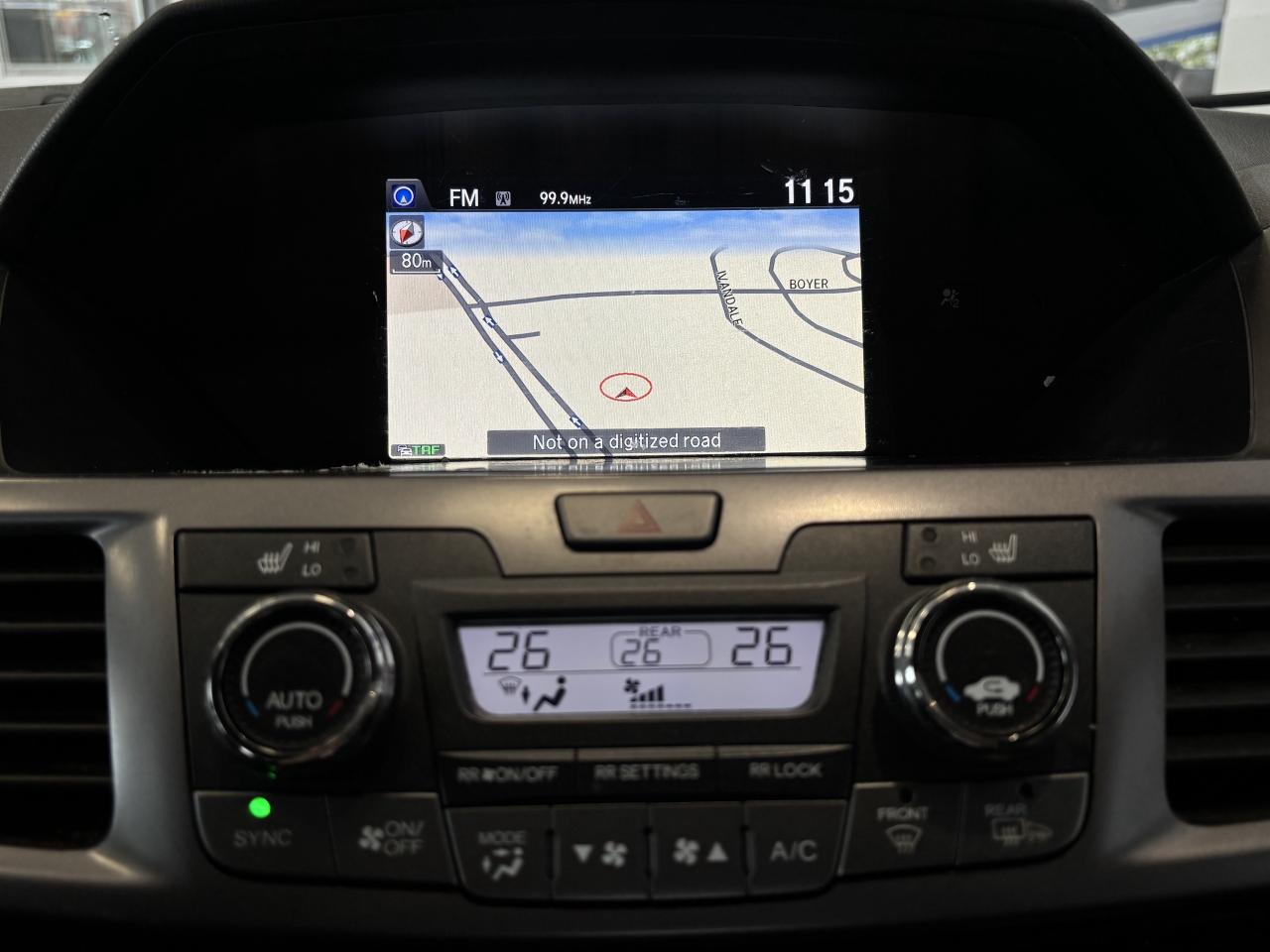 2015 Honda Odyssey TOURING   2 SET RIM/TIRE  SOLD AS-IS   CLEANCARFAX Photo