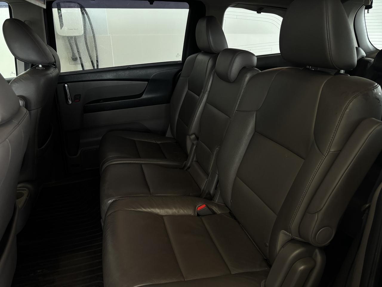 2015 Honda Odyssey TOURING   2 SET RIM/TIRE  SOLD AS-IS   CLEANCARFAX Photo