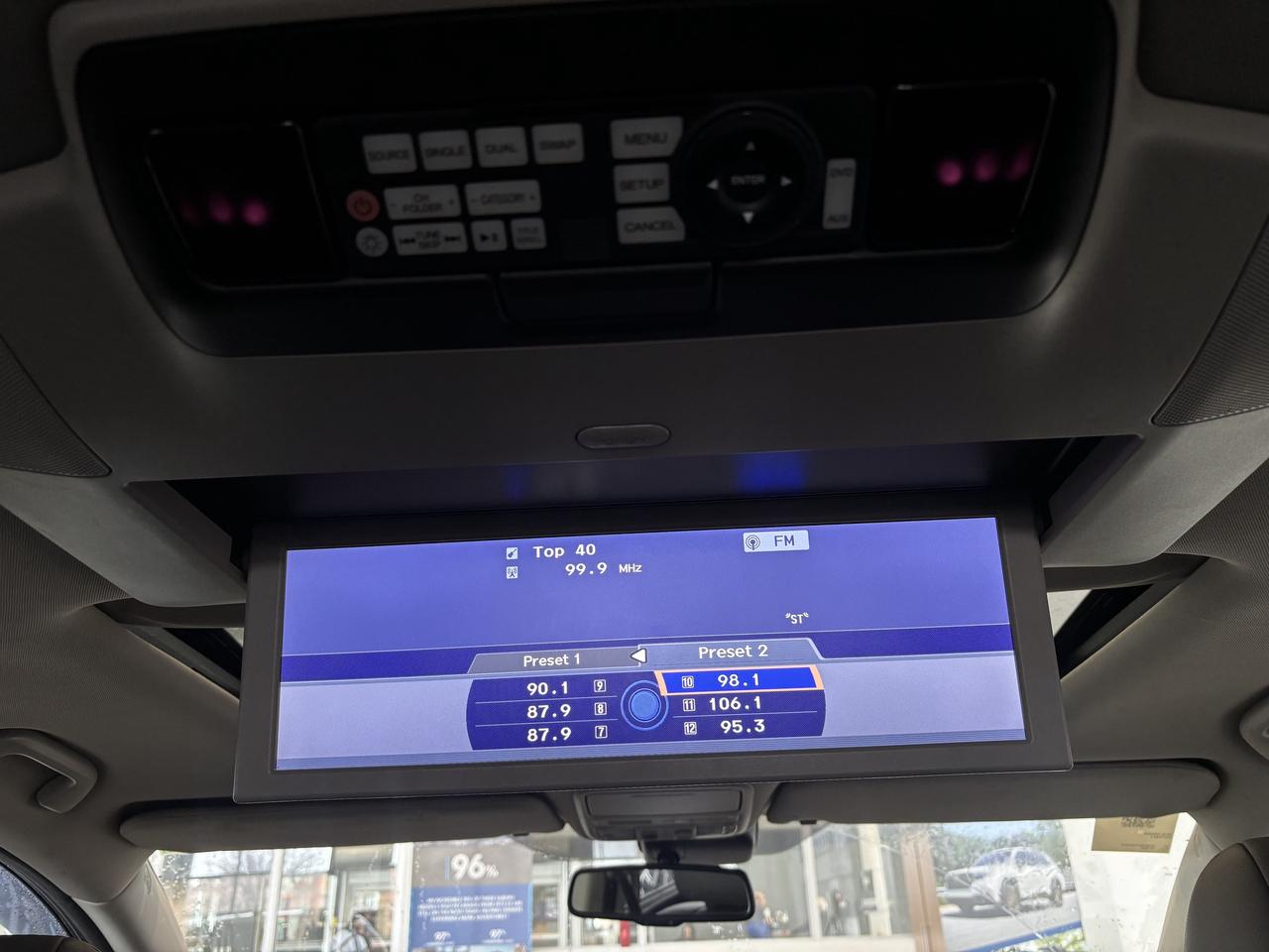 2015 Honda Odyssey TOURING   2 SET RIM/TIRE  SOLD AS-IS   CLEANCARFAX Photo