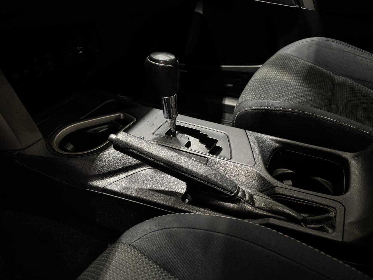 2016 Toyota RAV4 XLE Photo