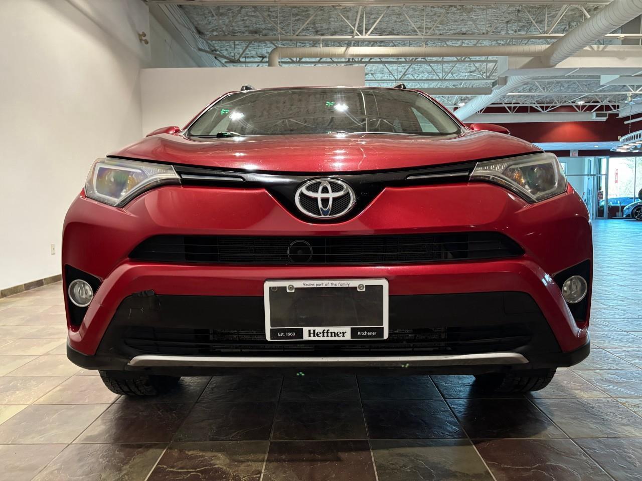2016 Toyota RAV4 XLE Photo
