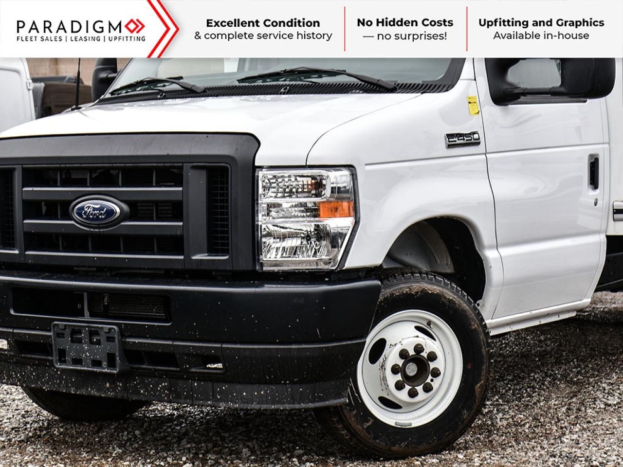 2024 Ford E-Series Cutaway E-450 176" 16 ft Cube Photo