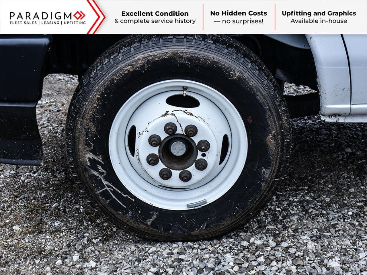 2024 Ford E-Series Cutaway E-450 176" 16 ft Cube Photo