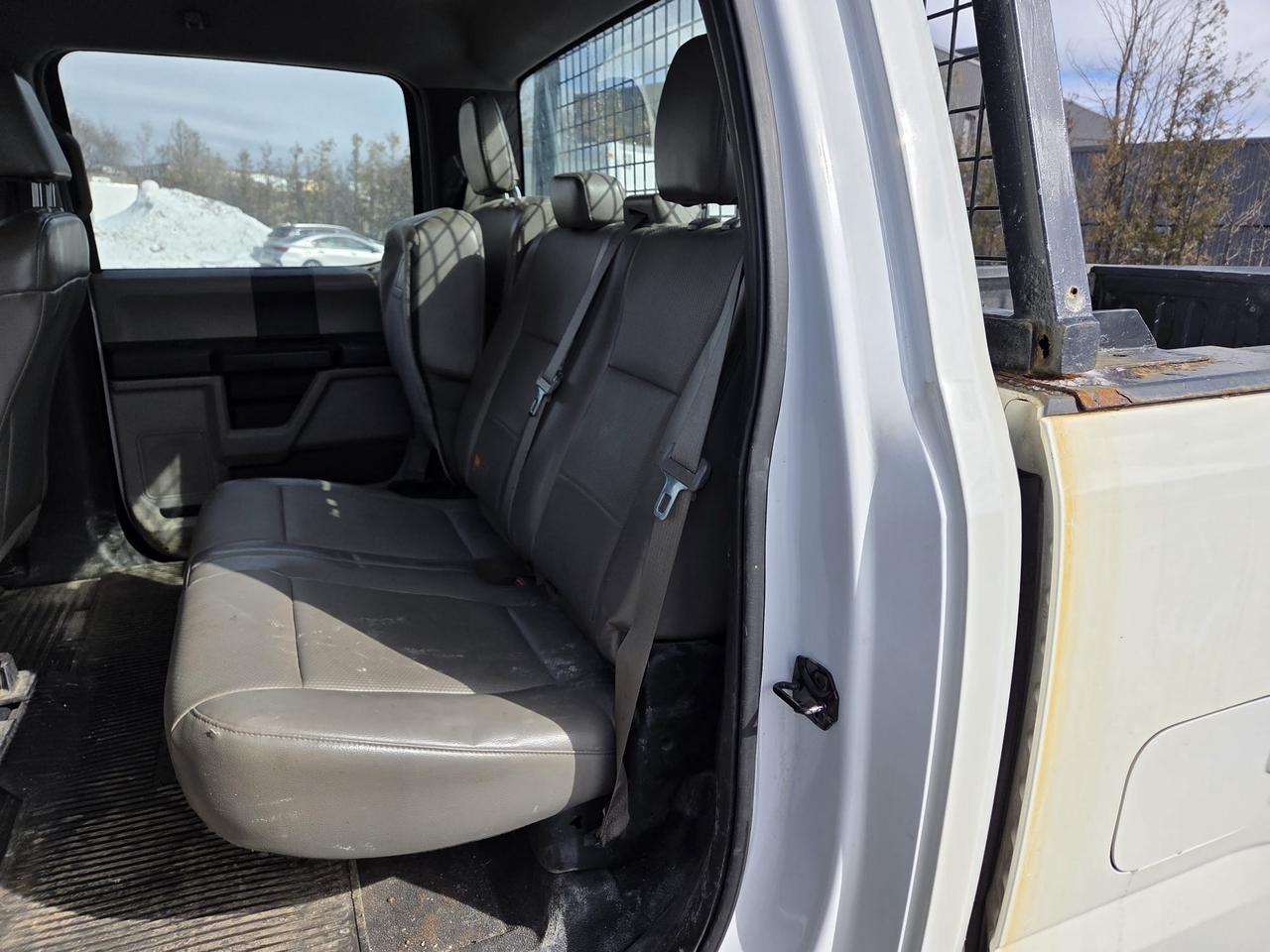 2017 Ford F-250 4WD WESTERN SNOW PLOW-CREW CAB-SHORT BOX-CERTIFIED Photo