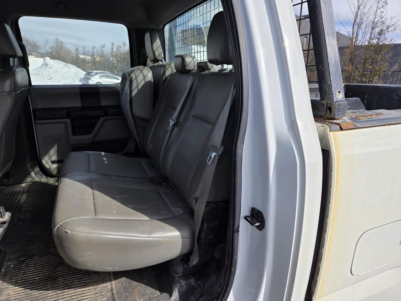 2017 Ford F-250 4WD WESTERN SNOW PLOW-CREW CAB-SHORT BOX-CERTIFIED Photo