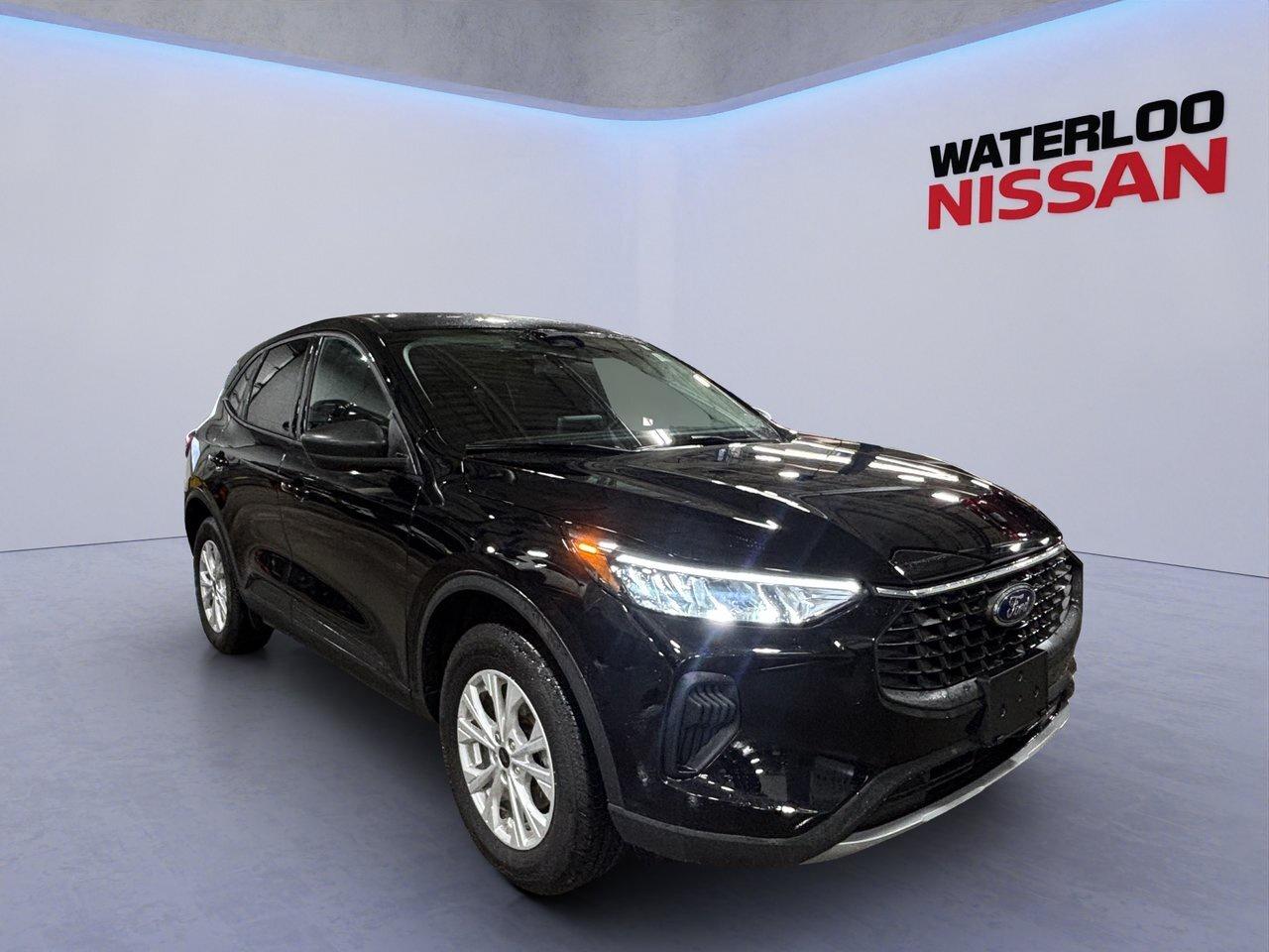 2025 Ford Escape Active Photo