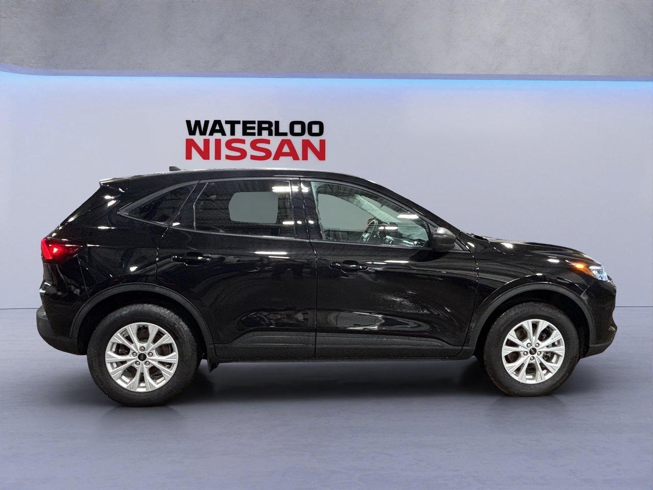 2025 Ford Escape Active Photo