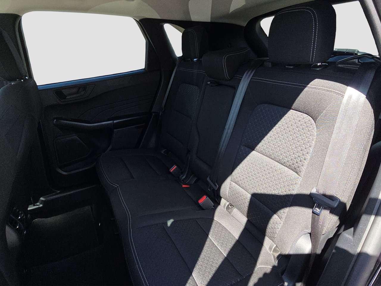 2025 Ford Escape Active Photo