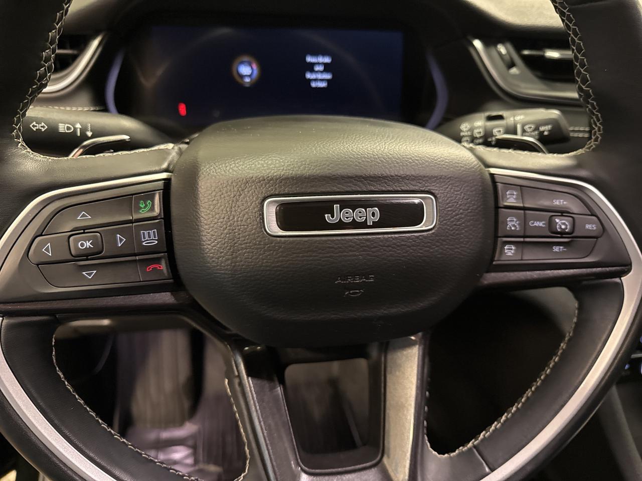 2022 Jeep Grand Cherokee L ALTITUDE Photo