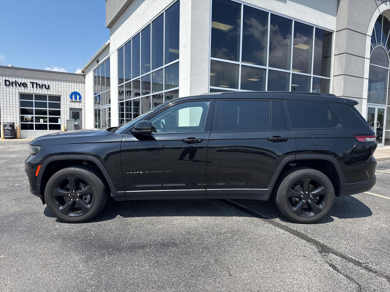 2022 Jeep Grand Cherokee L ALTITUDE Photo
