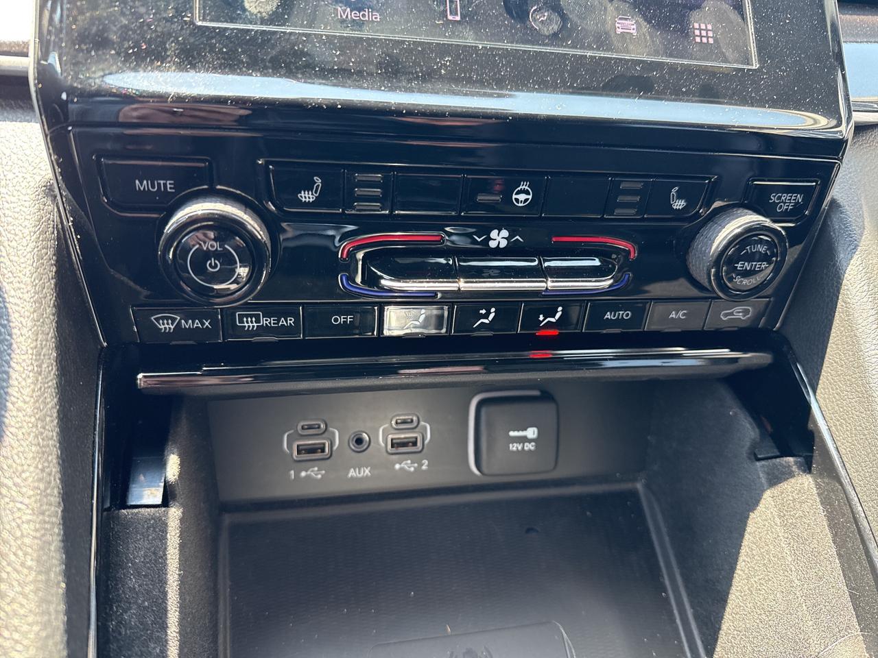2022 Jeep Grand Cherokee L ALTITUDE Photo