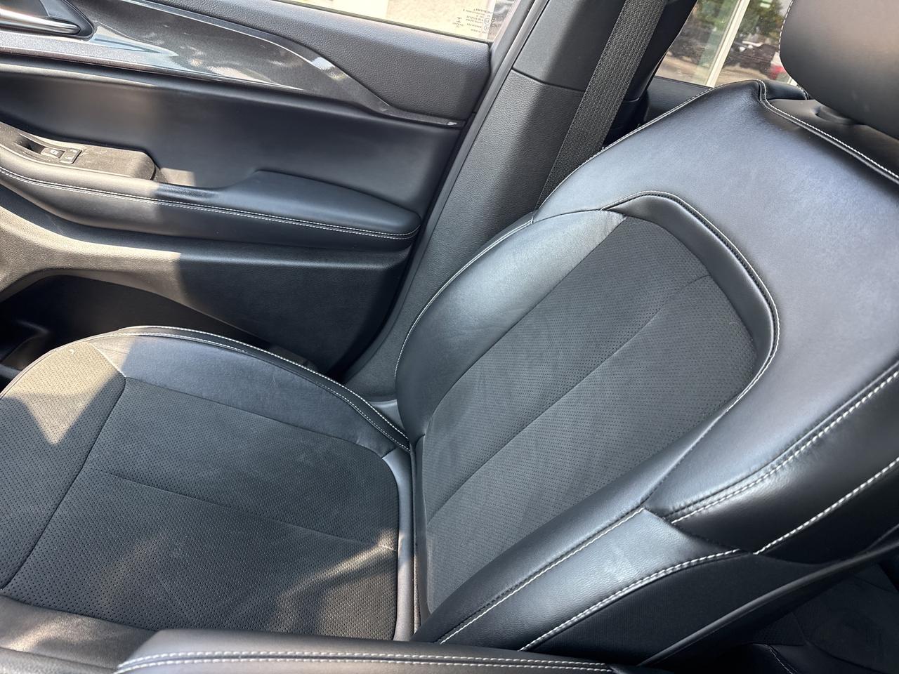 2022 Jeep Grand Cherokee L ALTITUDE Photo