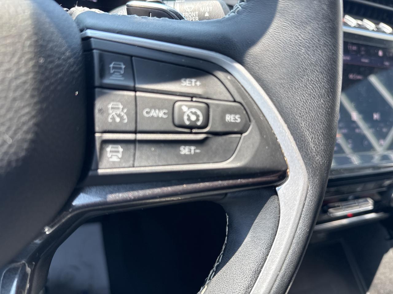 2022 Jeep Grand Cherokee L ALTITUDE Photo
