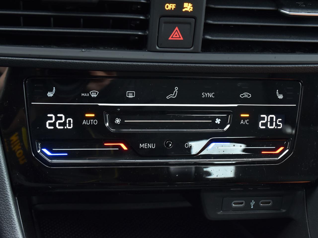 2025 Volkswagen Jetta Trendline Photo