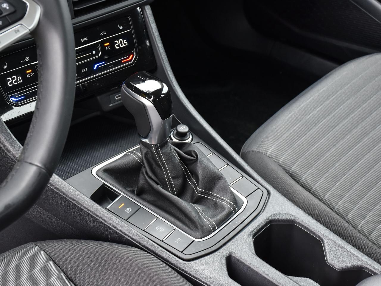 2025 Volkswagen Jetta Trendline Photo