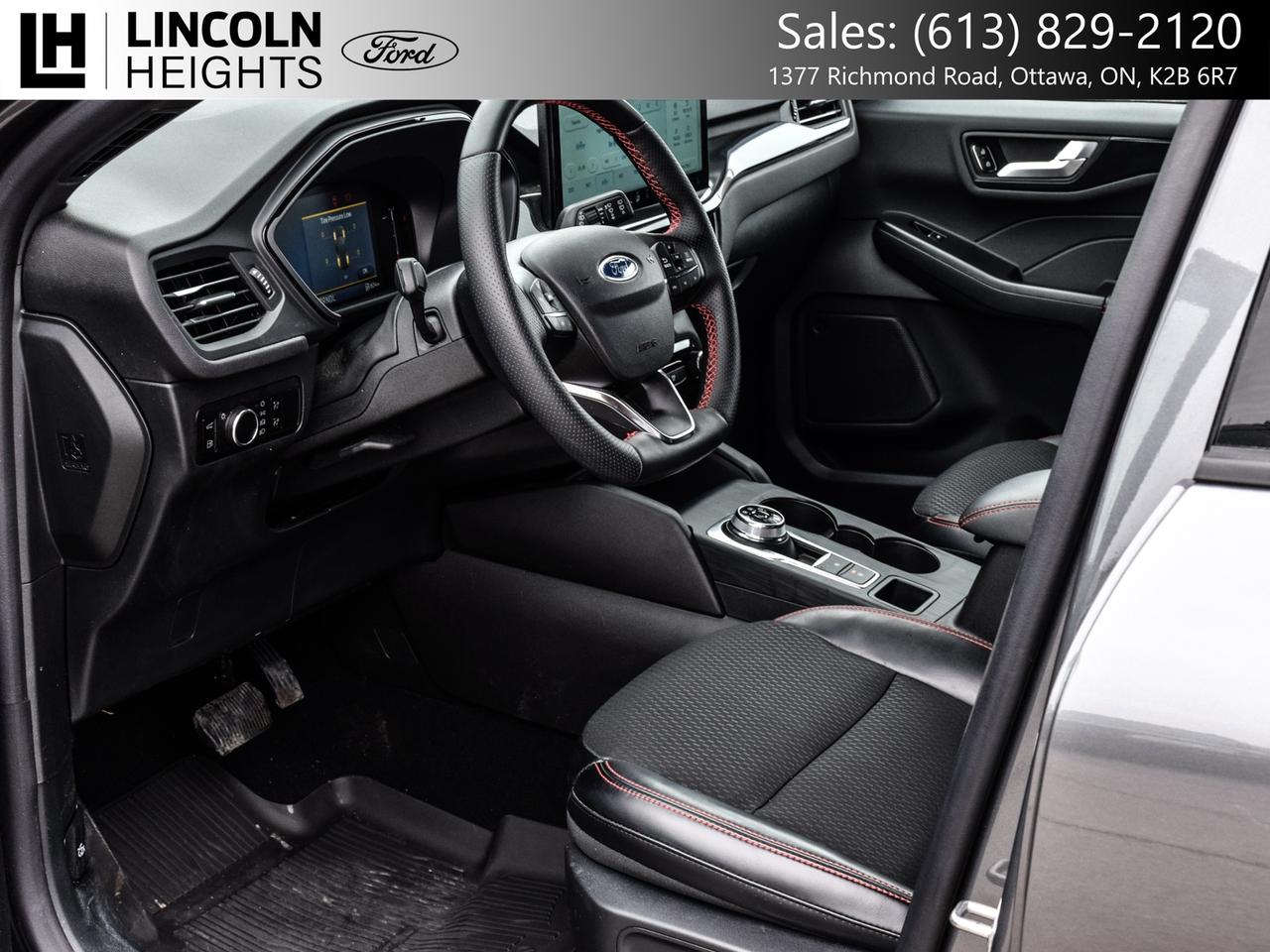 2025 Ford Escape AWD Photo