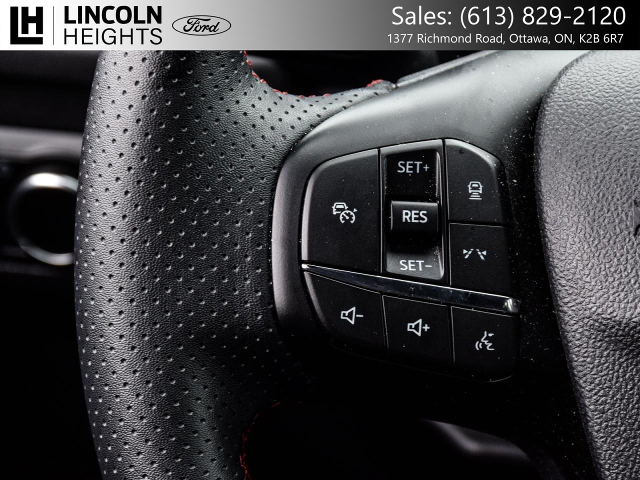 2025 Ford Escape AWD Photo