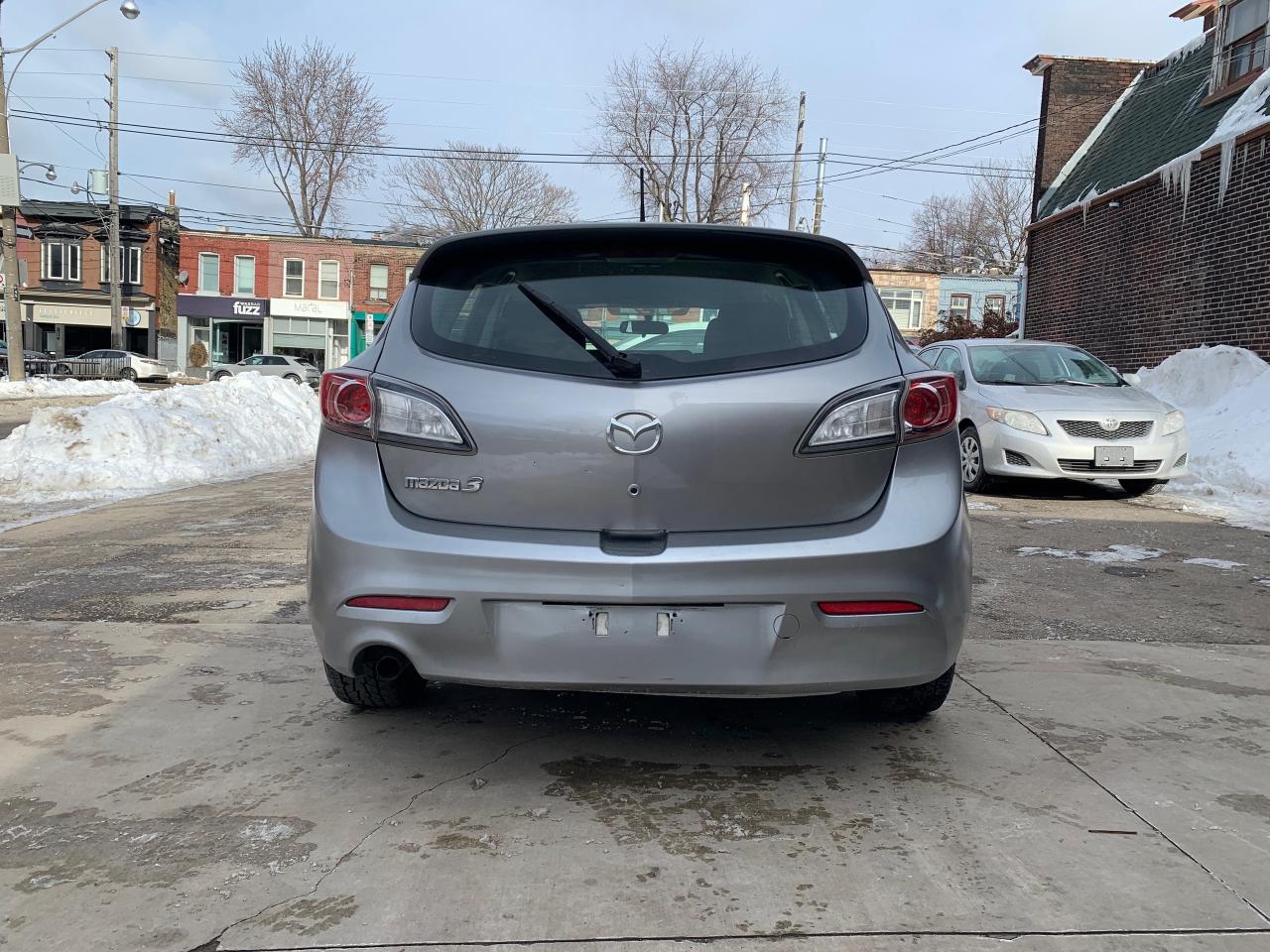 2011 Mazda MAZDA3 4dr HB Sport Auto GX Photo3