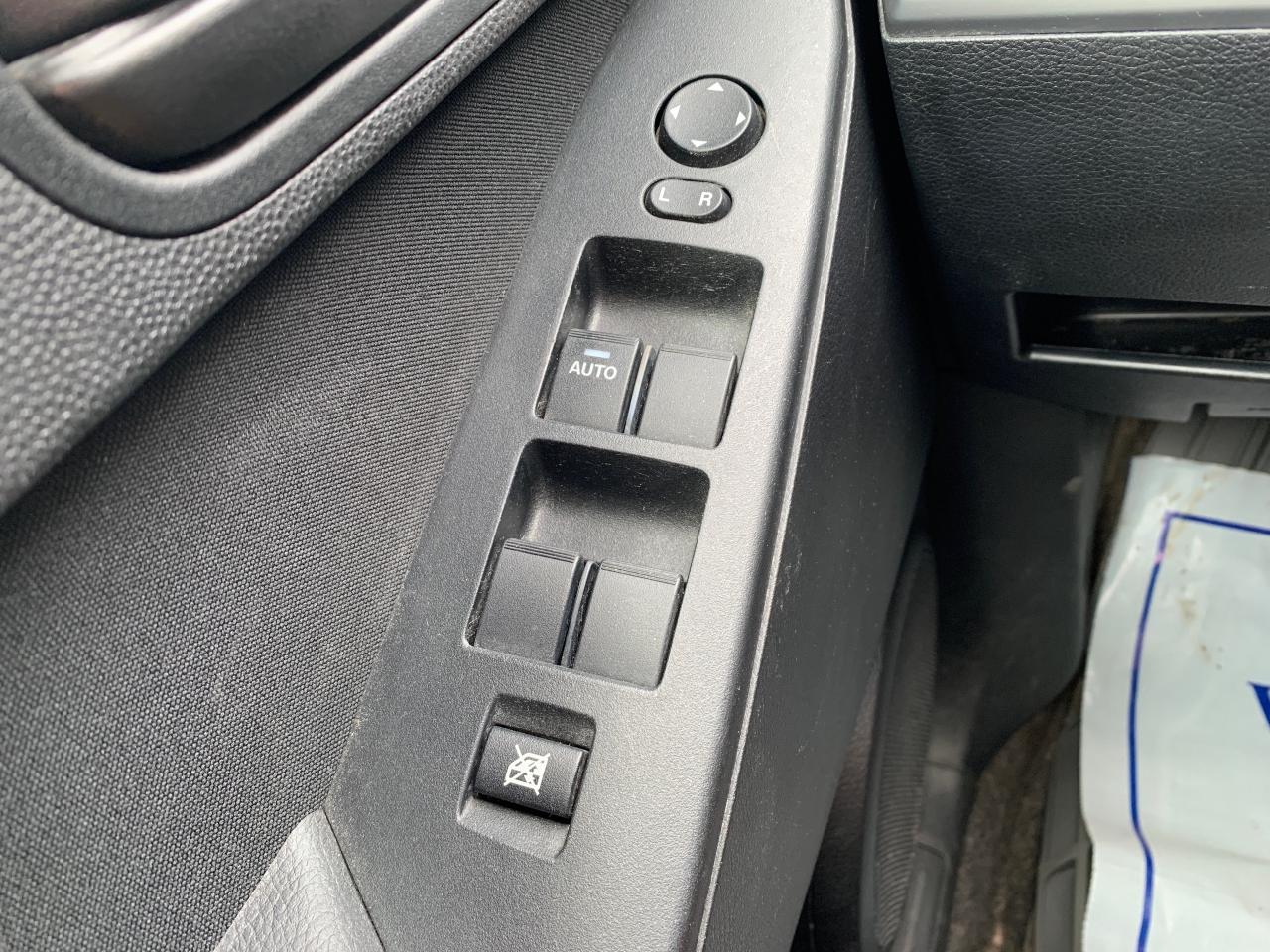 2011 Mazda MAZDA3 4dr HB Sport Auto GX Photo