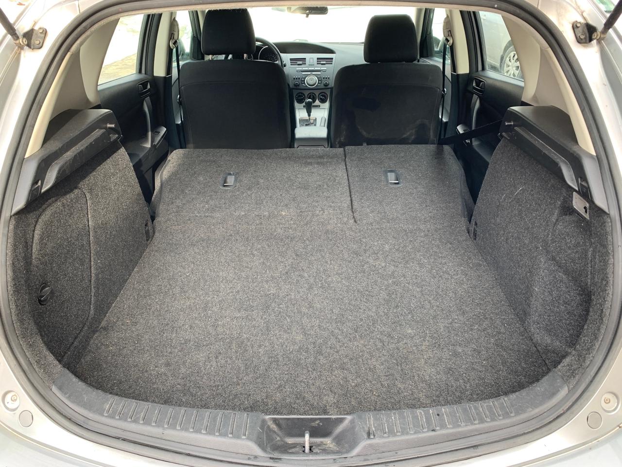 2011 Mazda MAZDA3 4dr HB Sport Auto GX Photo