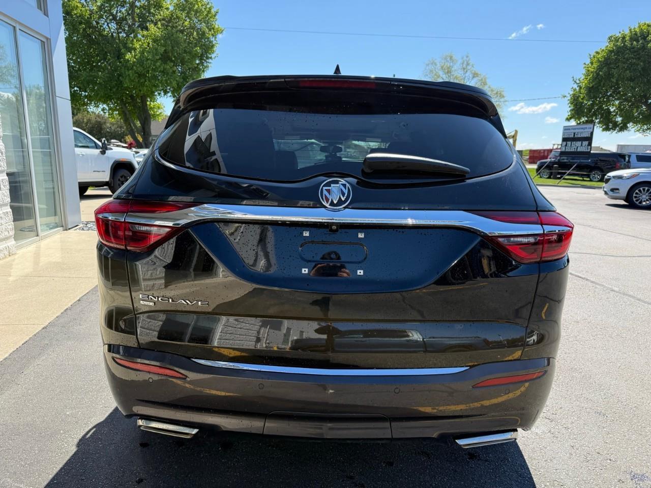 2021 Buick Enclave Essence All-Wheel Drive Photo