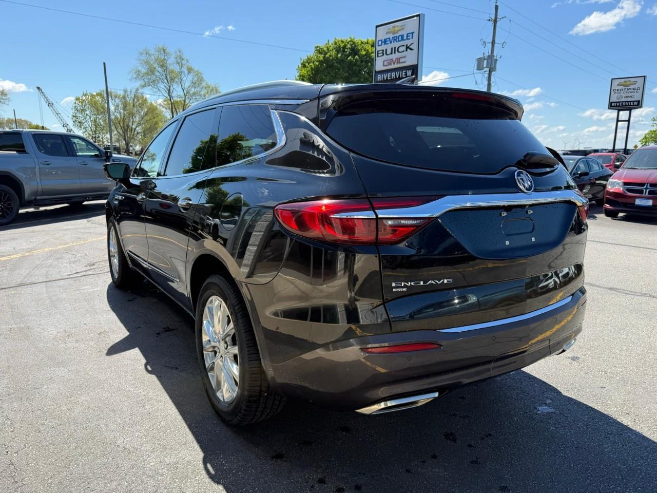 2021 Buick Enclave Essence All-Wheel Drive Photo